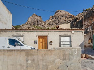 Casa pareada en venta en C/ Arriba