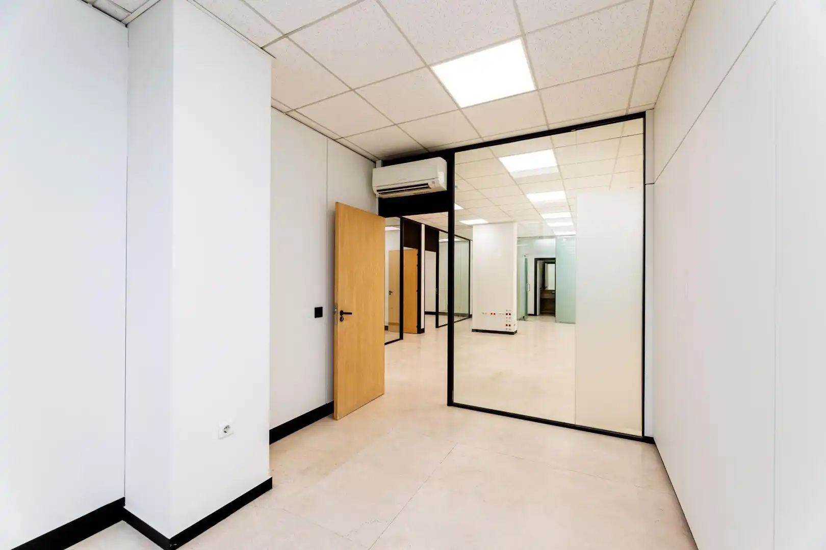 Büro zum Verkauf in Pozuelo de Alarcón mit Klimaanlage und Heizung