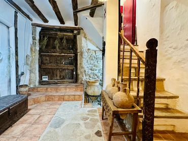 Casa con balcón en venta en Peñarroya de Tastavins