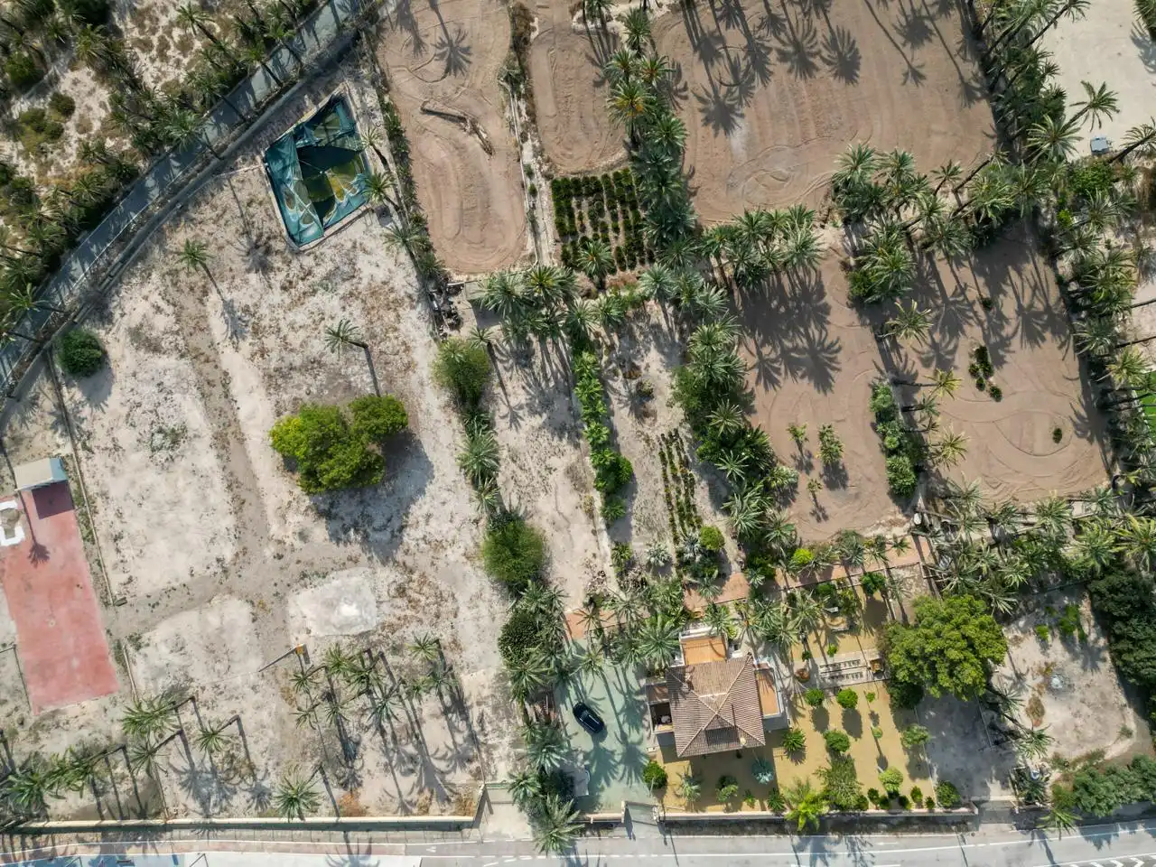 Casa o xalet en venda en Elche / Elx amb Calefacció, Jardí privat i Parquet