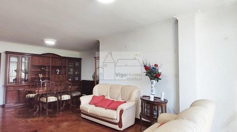 Foto 3 de Piso en venta en Avda de Madrid, Salgueira - O Castaño, Vigo