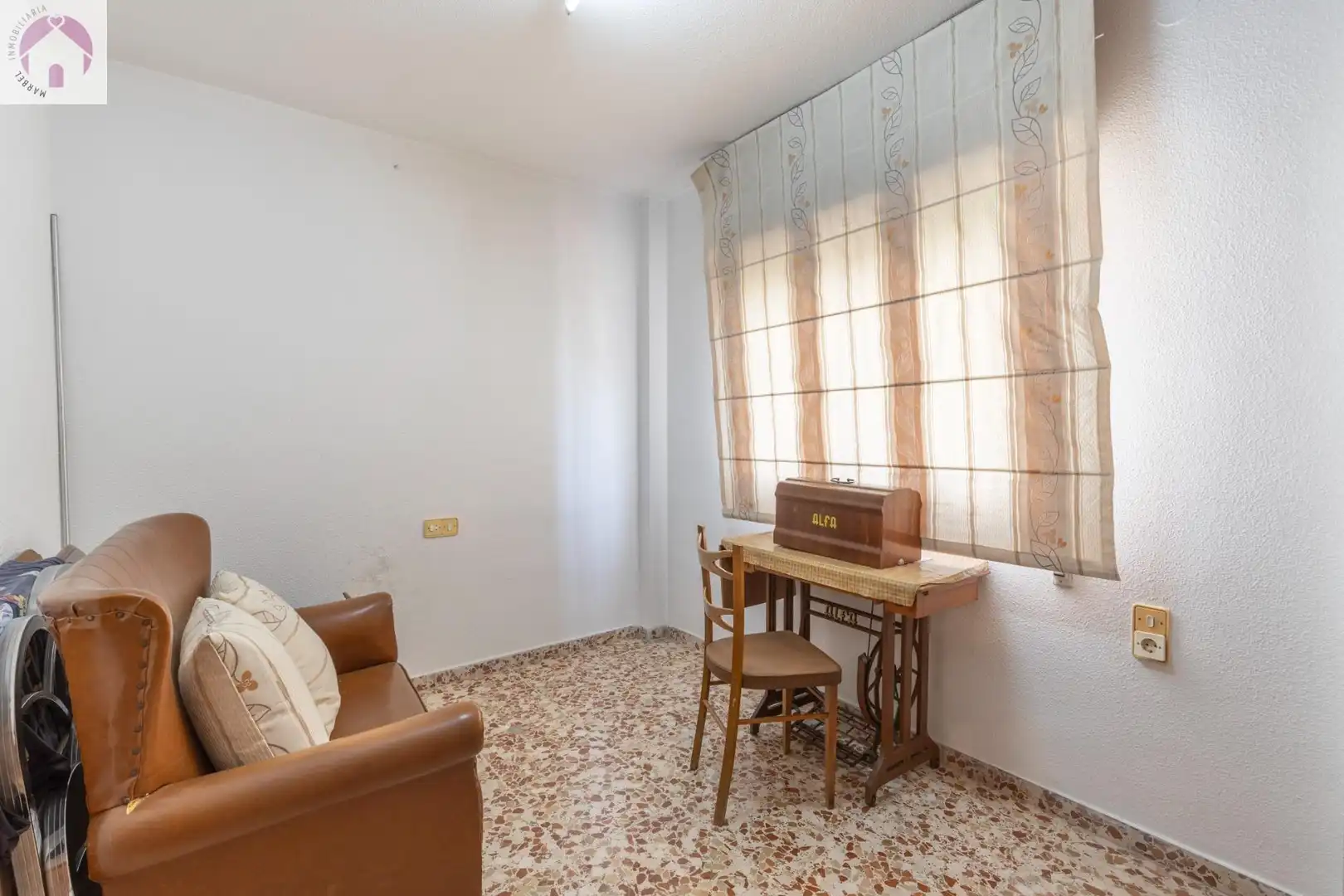 Habitación de Casa adosada en venta en Maracena con Aire acondicionado, Calefacción y Terraza