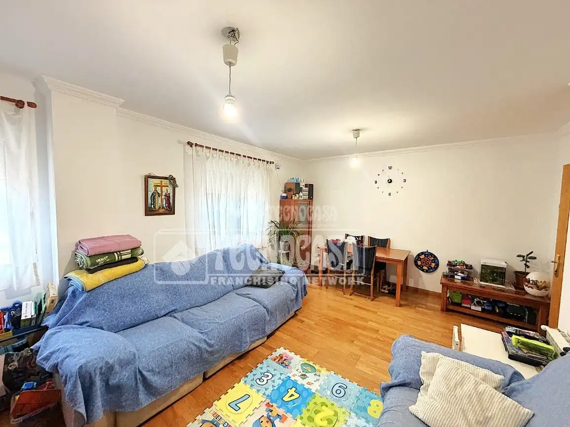 Living room of Flat for sale in Arcas del Villar