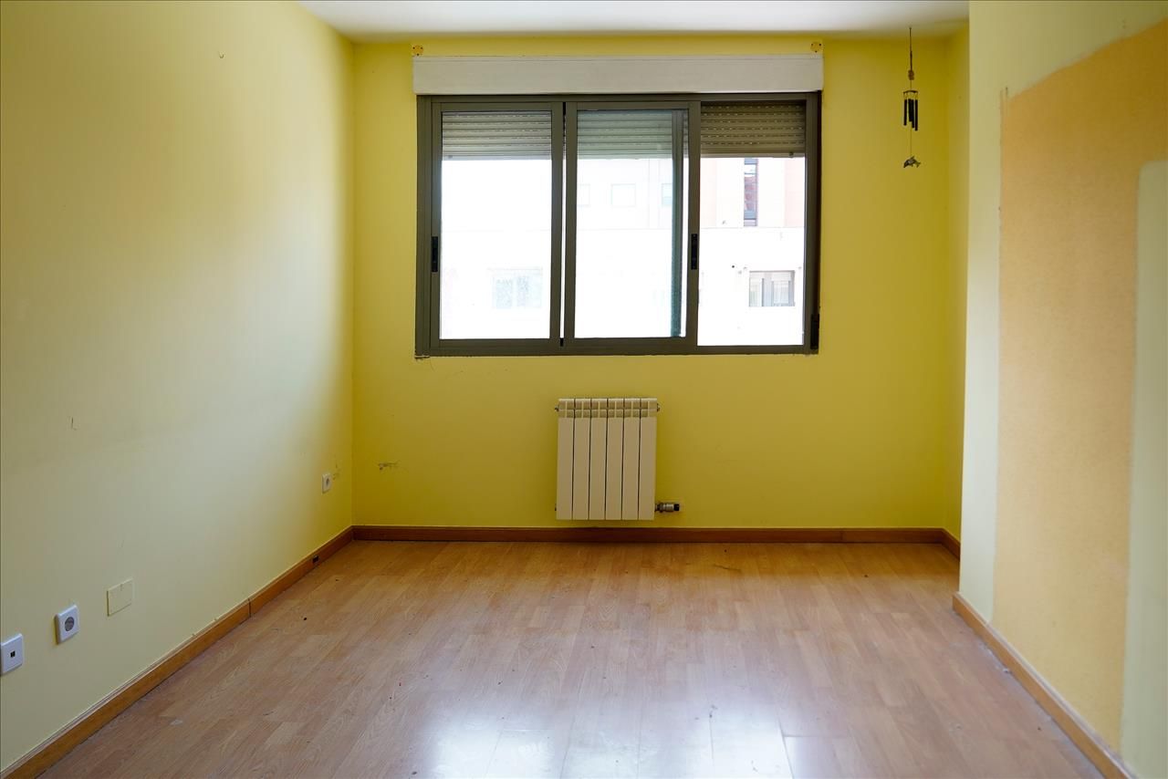 Bedroom of Flat for sale in Ponferrada  with Terrace