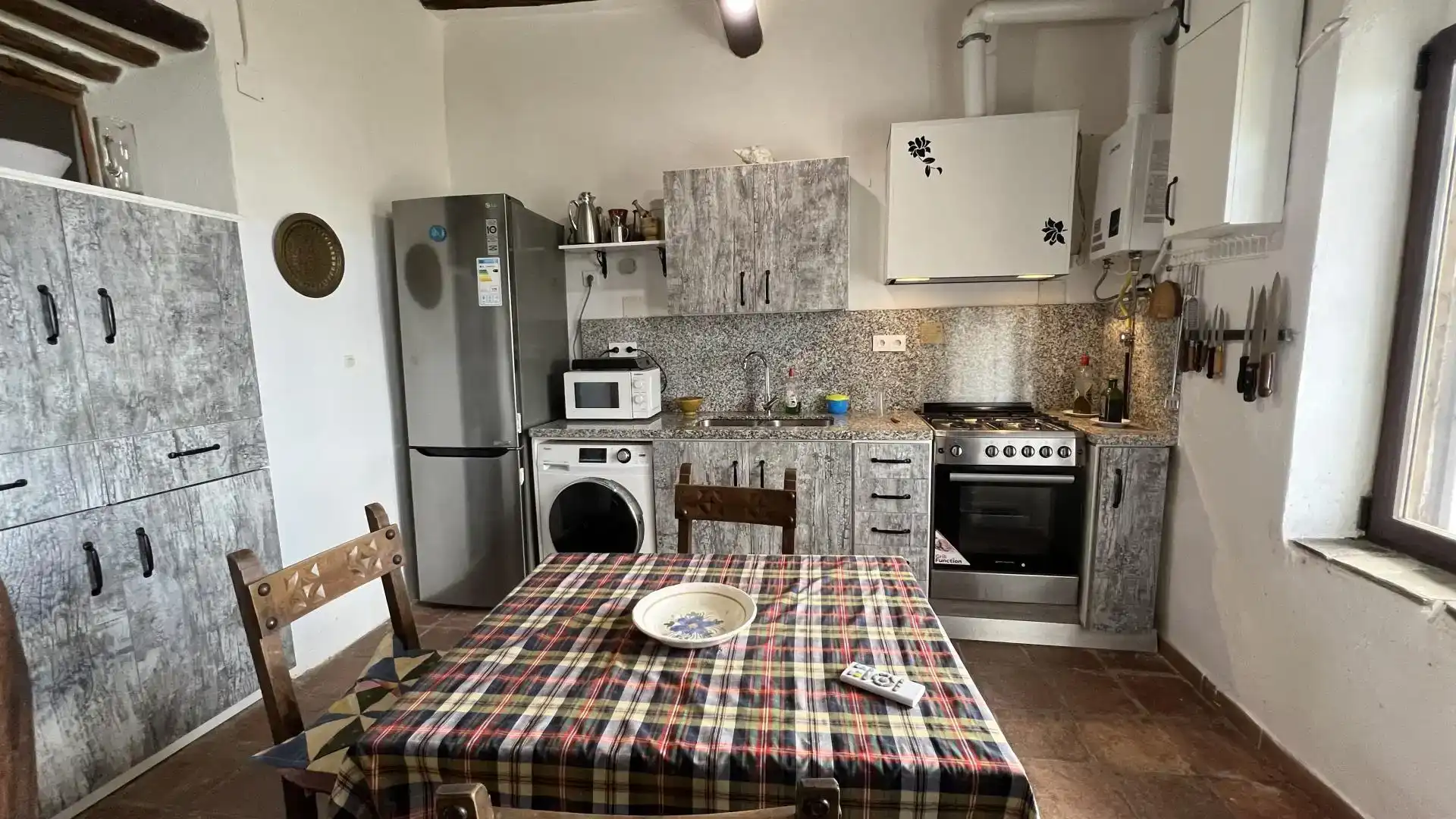 Küche von Country house zum Verkauf in Rubite
