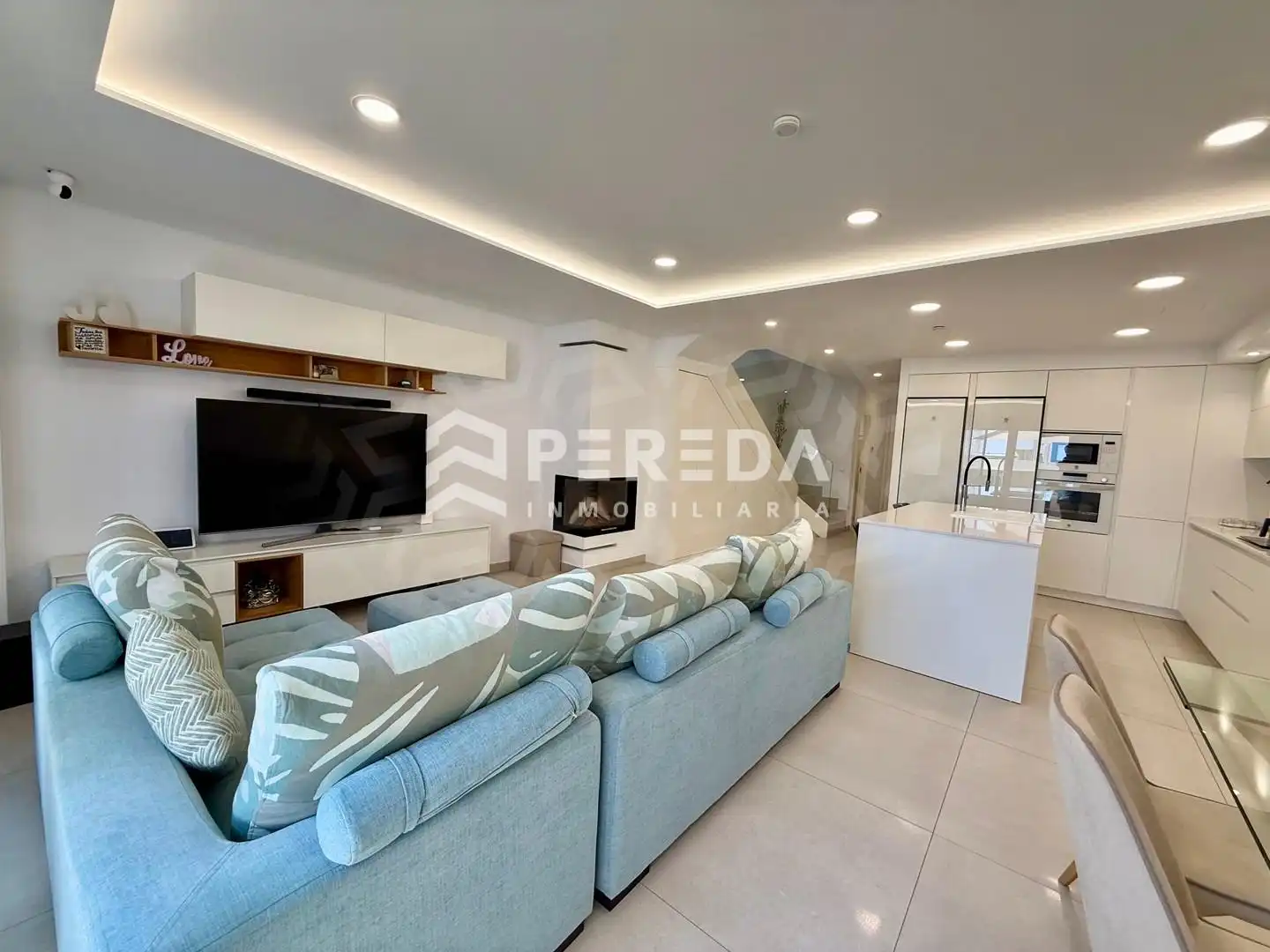 Living room of Houses for sale in Roquetas de Mar  with Air Conditioner, Private garden and Terrace