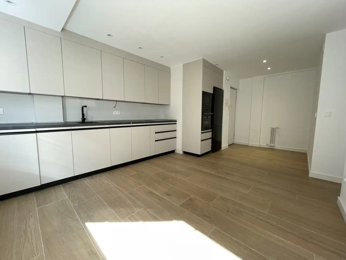 Piso con terraza en venta en Calle Navasfrías, imagen 3