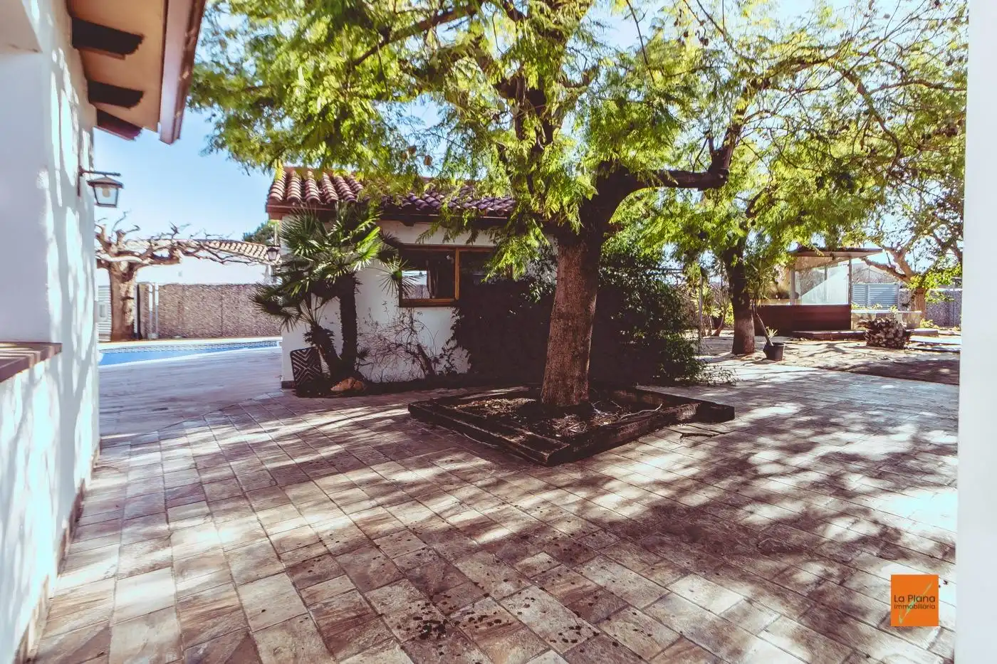 Vista exterior de Casa o chalet en venta en Santa Bàrbara con Calefacción, Jardín privado y Parquet
