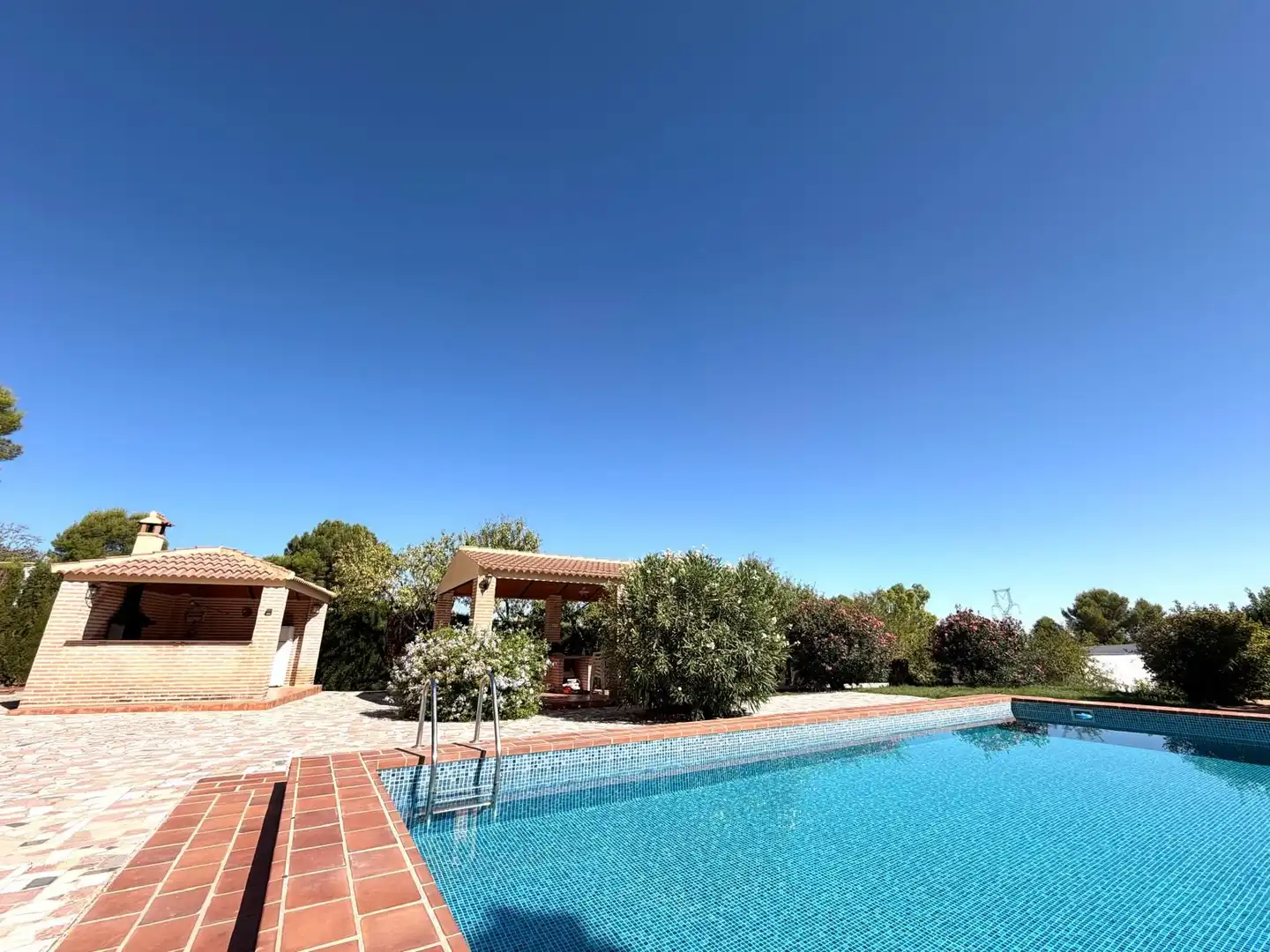 Piscina de Casa o xalet en venda en Antequera amb Jardí privat, Terrassa i Traster