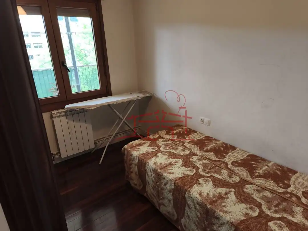Habitación de Piso en venta en Abadiño  con Calefacción y Terraza