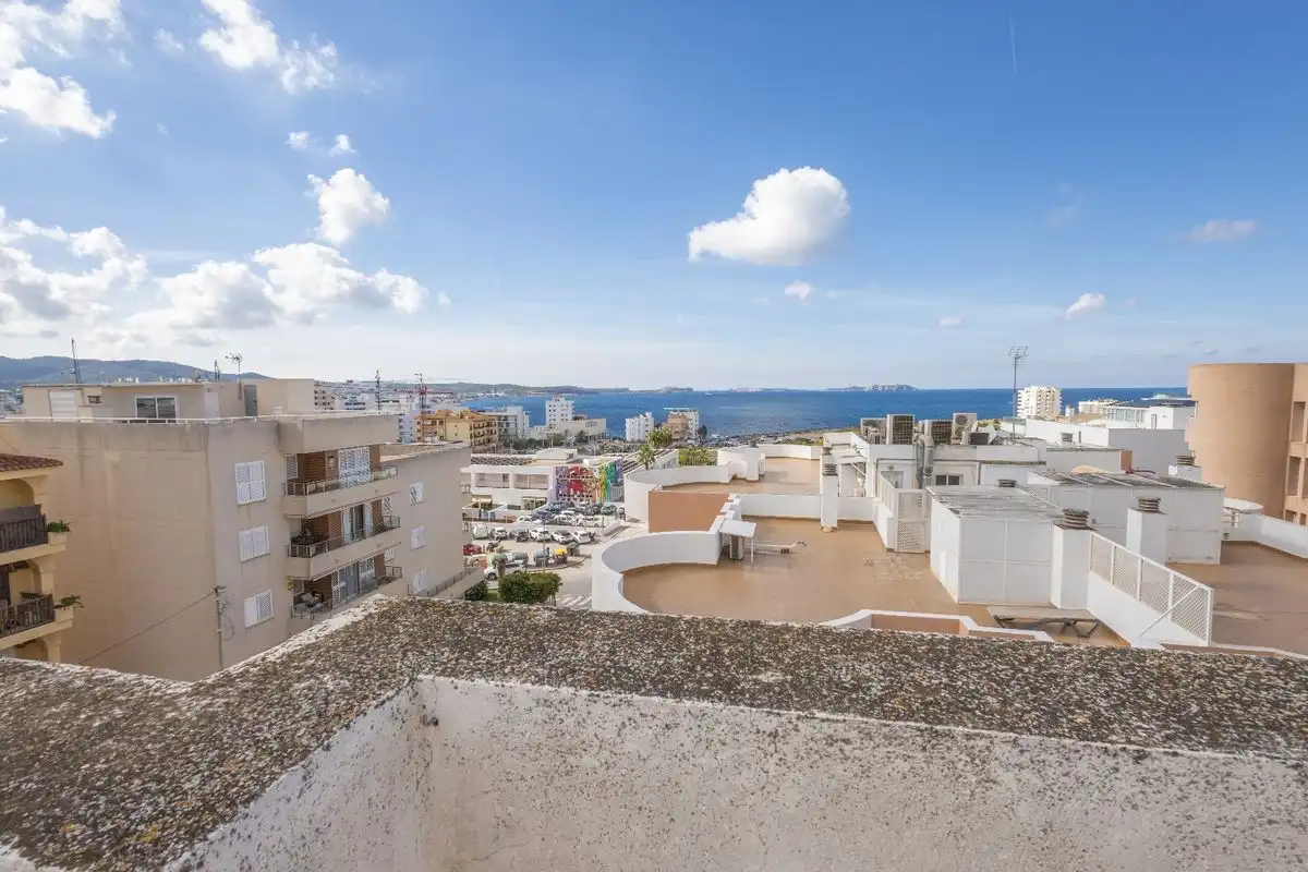 Penthouse with terrace for sale in Sant Antoni de Portmany, imagen 24