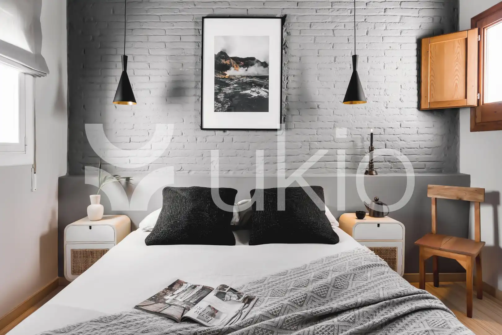 Bedroom of Attic for rent in Barcelona  with Air Conditioner, Heating and Terrace