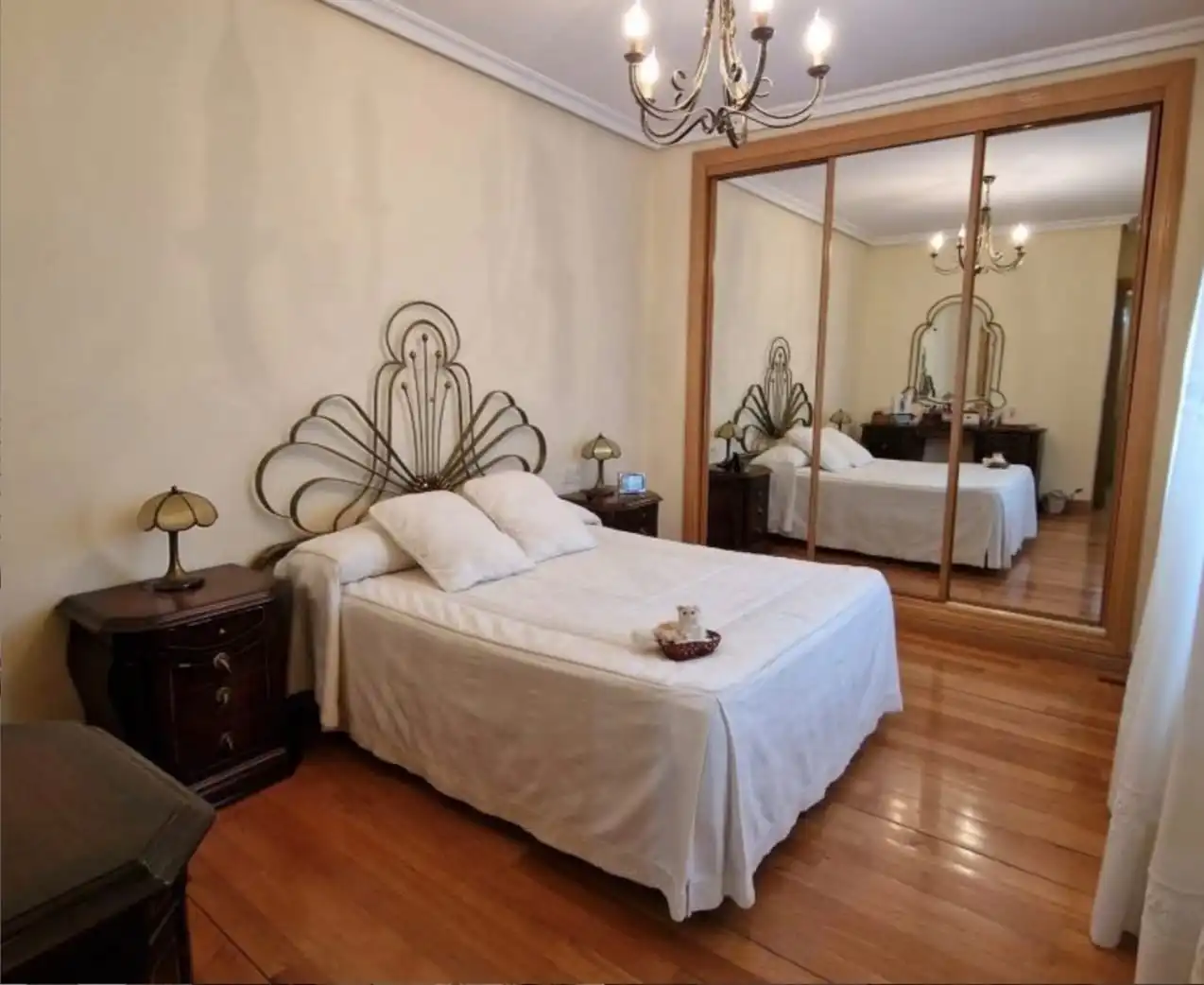 Schlafzimmer von Maisonette zum Verkauf in Plasencia mit Klimaanlage, Heizung und Terrasse