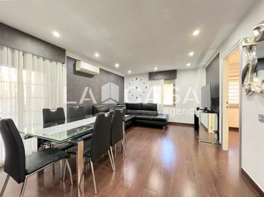 Piso con balcón en venta en Artigues - Llefià
