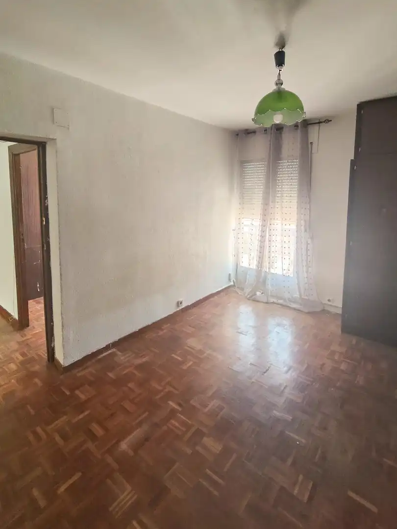 Habitación de Piso en venta en Madrid con Calefacción y Parquet