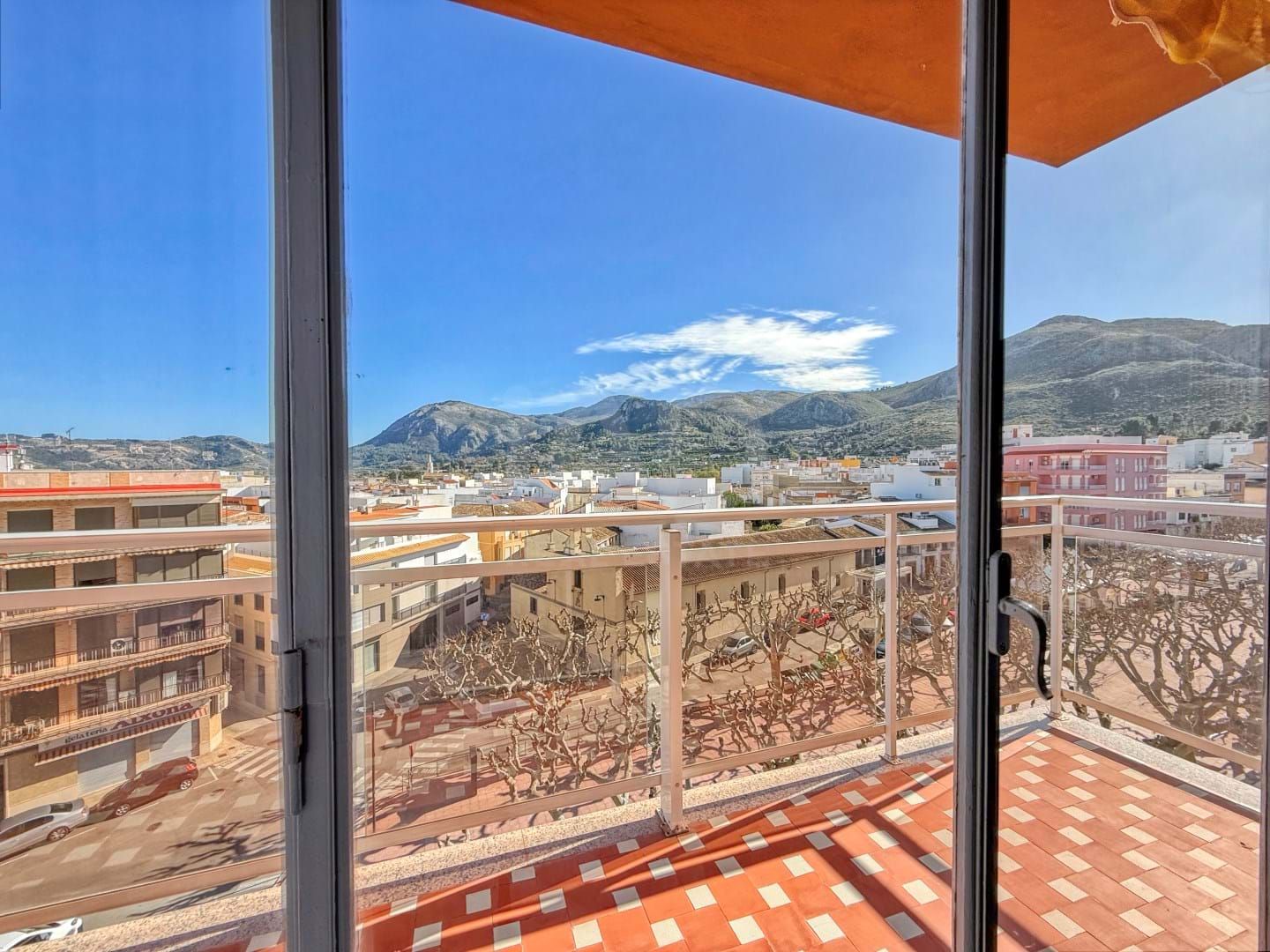 Vista exterior de Piso en venta en Pego con Aire acondicionado, Calefacción y Terraza