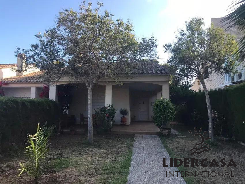 Exterior view of House or chalet for sale in Orihuela  with Terrace