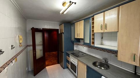 Foto 2 de Piso en venta en Villalegre - La Luz, Avilés