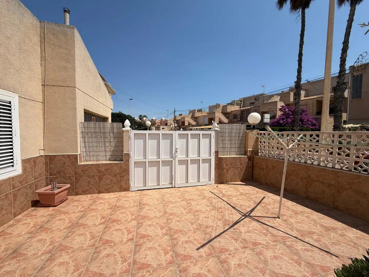 Jardín de Casa adosada en venta en Torrevieja con Jardín privado, Terraza y Trastero