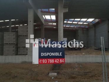 Nave industrial en alquiler en Cornellà del Terri