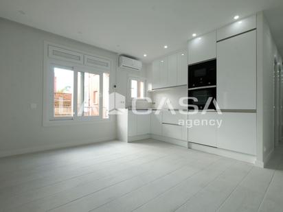 Kitchen of Flat for sale in  Barcelona Capital  with Heating and Balcony