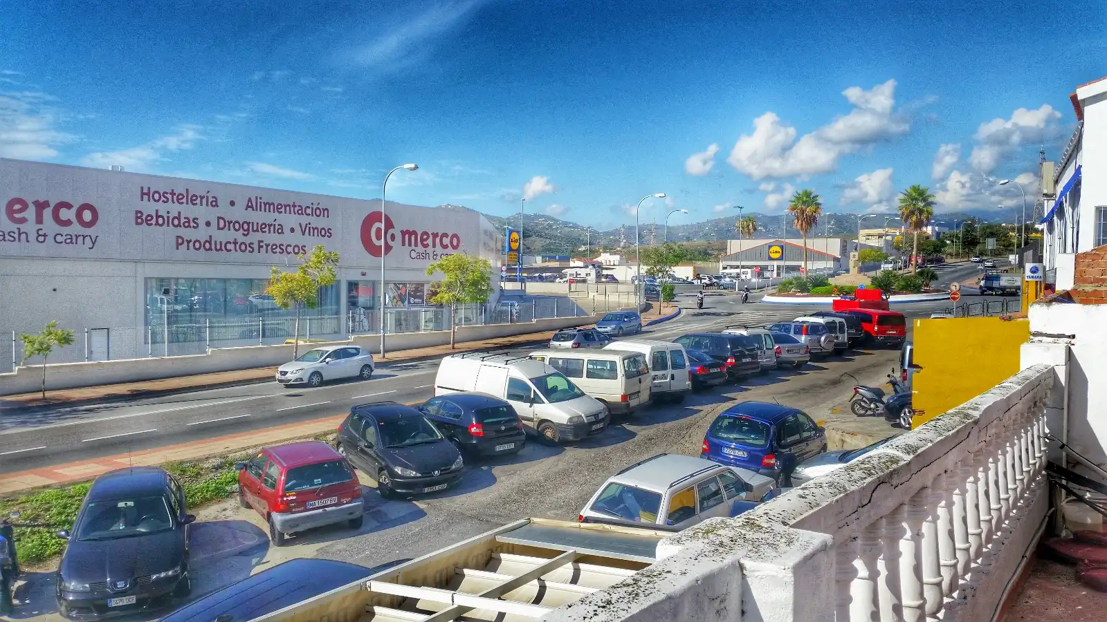 Fabrikhallen zum Verkauf in N/A, Avda Pescia - Ctra de Frigiliana