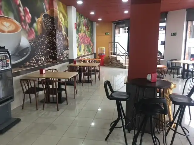 Local en traspaso en Manresa con Aire acondicionado, Calefacción y Amueblado