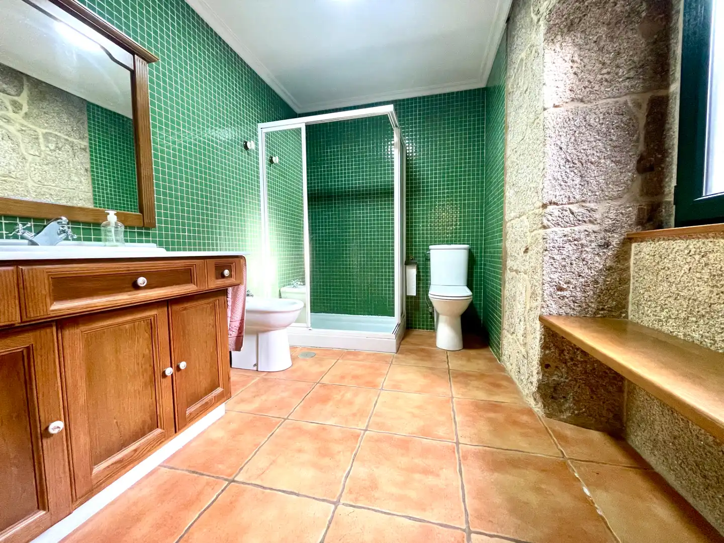 Baño de Finca rústica en venta en Soutomaior con Calefacción, Jardín privado y Terraza