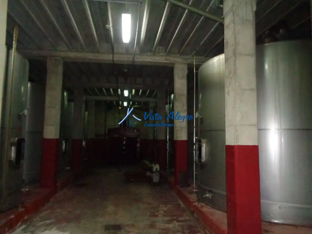 Edificio en venta en Villabuena de Álava / Eskuernaga