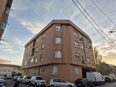 Flat with lift for sale in Calle Archivero Dimas Pérez
