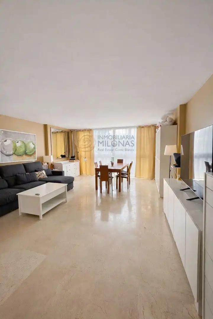 Apartament amb piscina en venda a Calle LONDRES, imagen 8