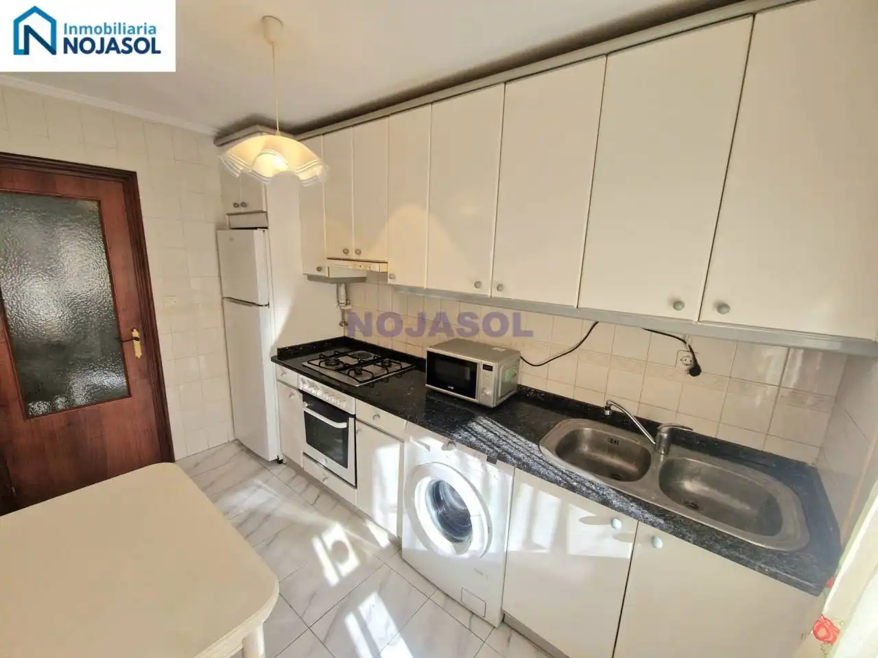 Apartament amb terrassa en venda a Calle Pinares, imagen 18