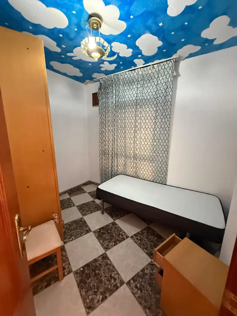 Flat with terrace to rent in Calle Cariñena, imagen 5