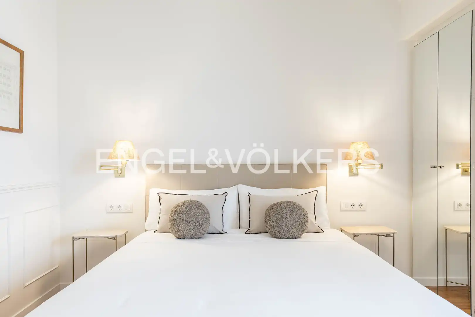 Bedroom of Flat for rent in Barcelona  with Air Conditioner, Heating and Parquet flooring
