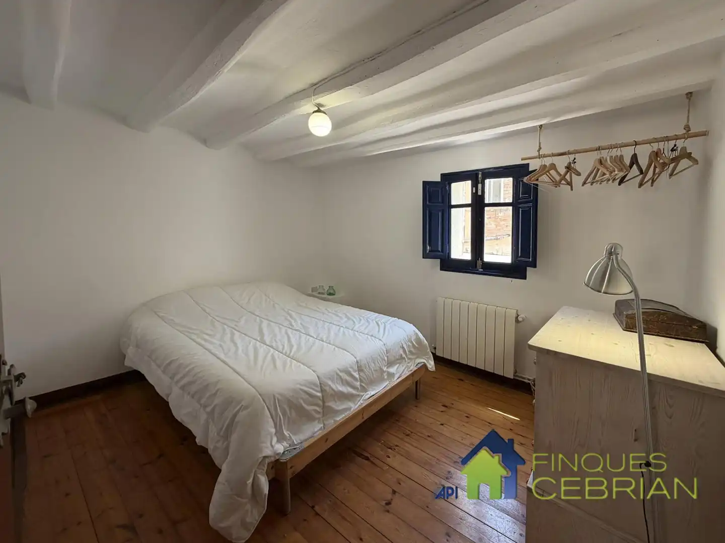 Schlafzimmer von Einfamilien-Reihenhaus zur Miete in El Masnou mit Heizung, Ofen und Fernseher