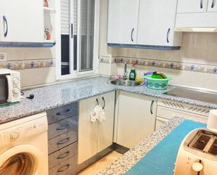Cuina de Planta baixa en venda en Plasencia amb Moblat