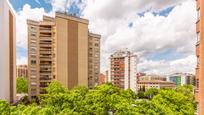Vista exterior de Pis en venda en  Pamplona / Iruña amb Calefacció i Parquet