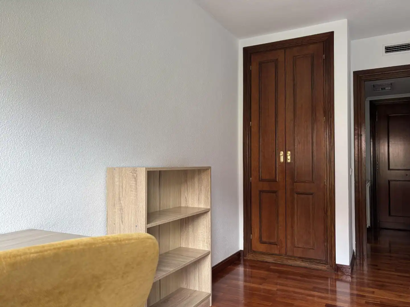 Bedroom of Flat for rent in Madrid  with Air Conditioner, Heating and Parquet flooring