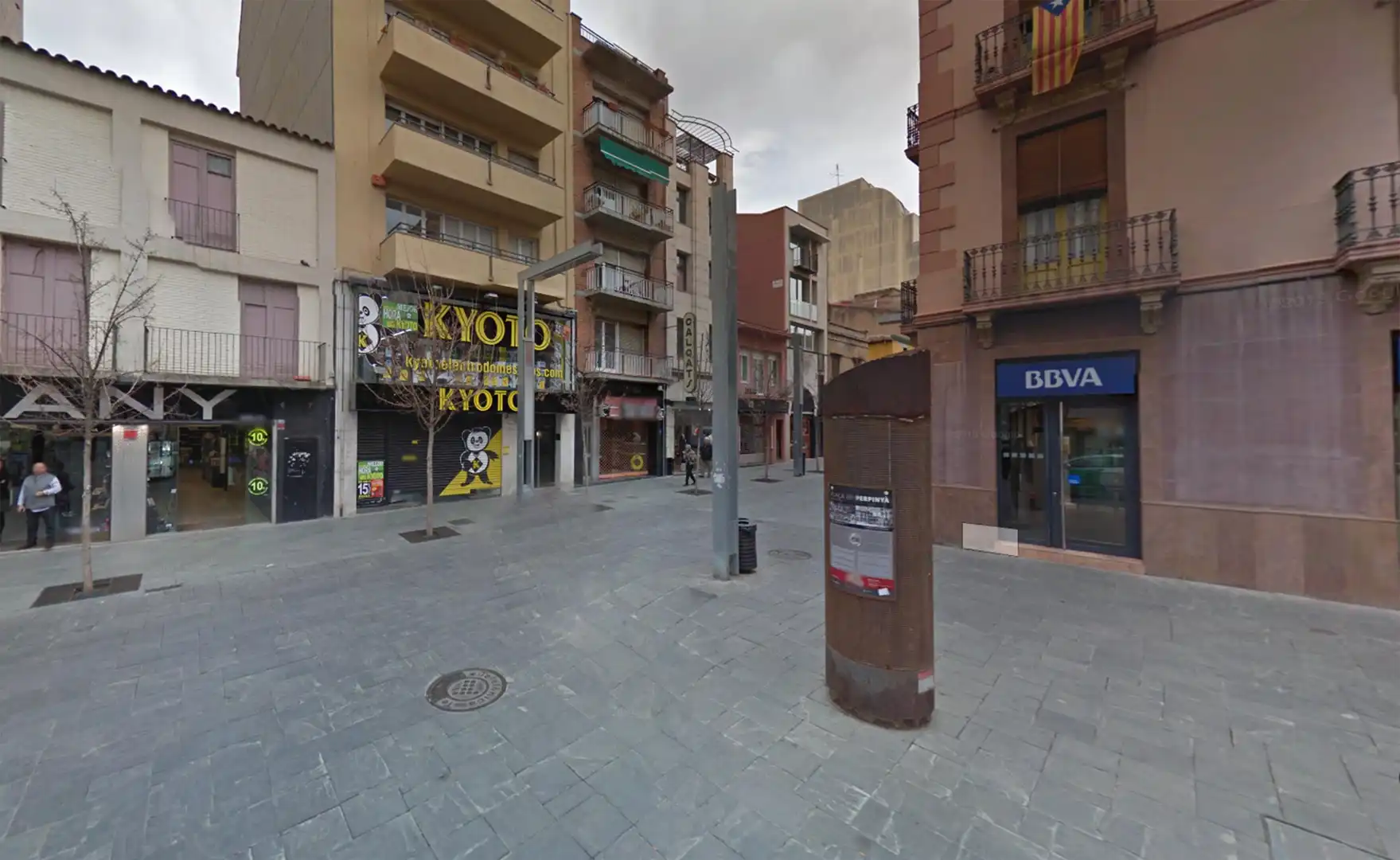 Local comercial de lloguer a Plaça Lluís Perpinyà 8, imagen 3