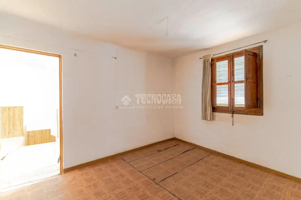 Einfamilien-Reihenhaus zum Verkauf in Lanjarón mit Terrasse