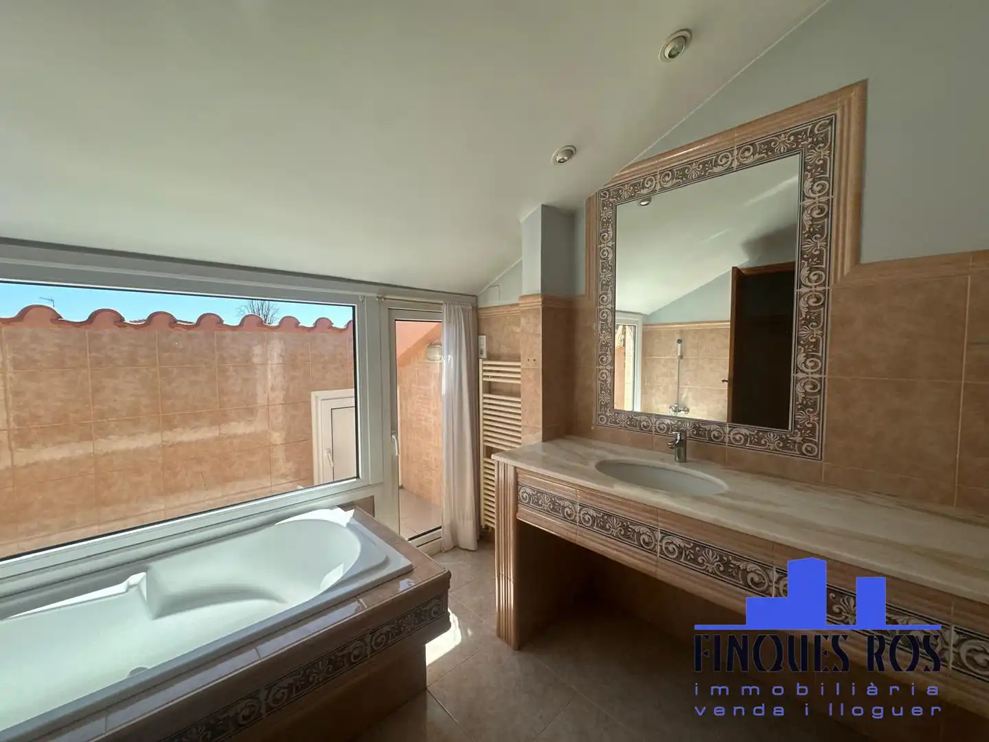 Bathroom of Houses for sale in Vinaròs  with Heating, Private garden and Terrace