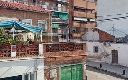 Vista exterior de Casa o xalet en venda en  Madrid Capital amb Calefacció, Terrassa i Traster