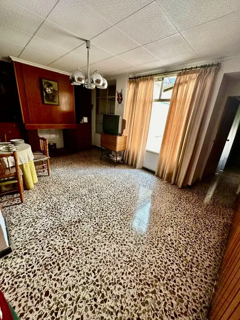 Sala de estar de Edificio en venta en Elda