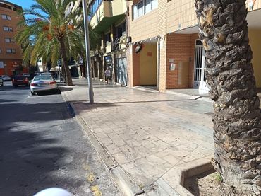 Local comercial en traspaso en Campoamor - Altozano