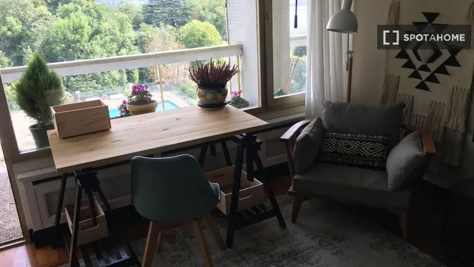 Dining room of Apartments for share in Donostia - San Sebastián   with Air Conditioner, Terrace and Furnished