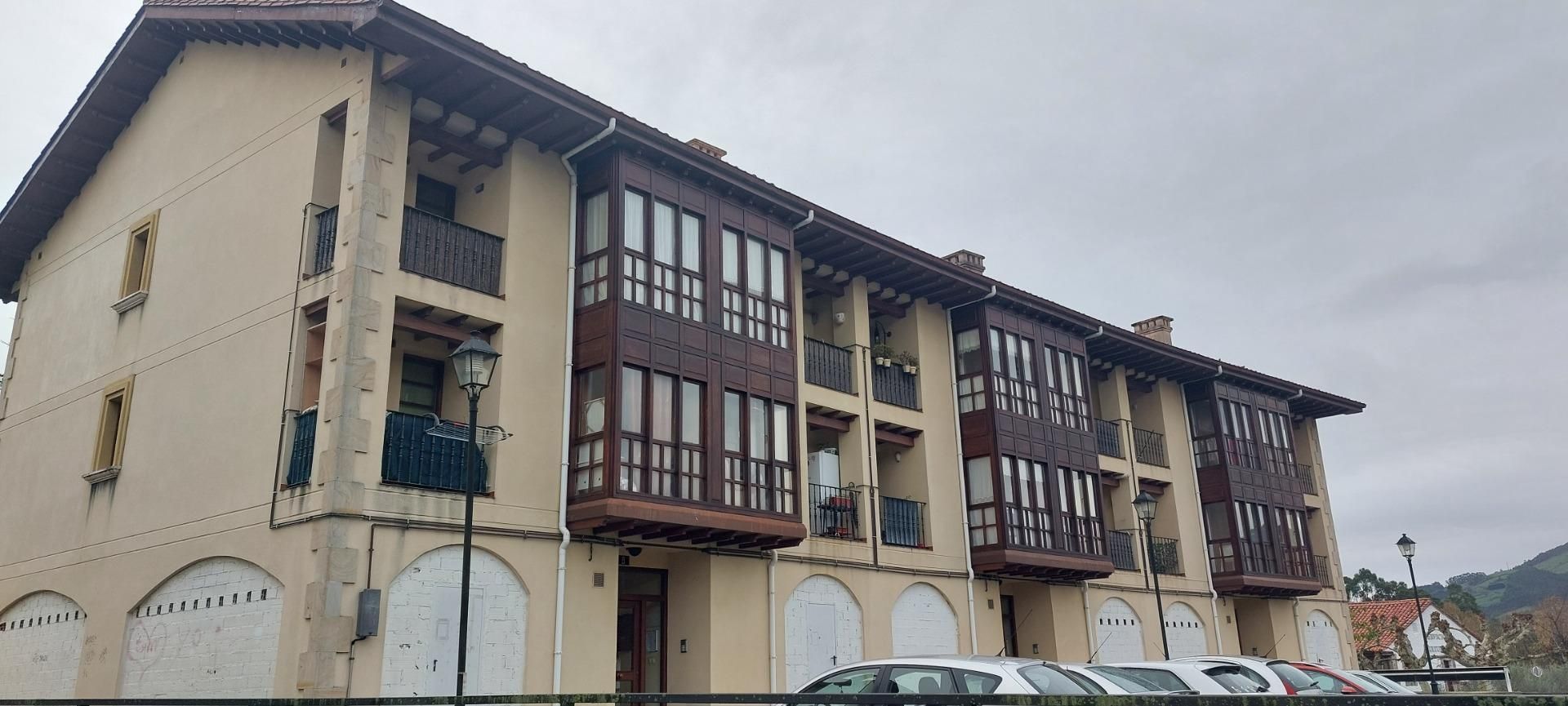 Exterior view of Garage for sale in Cartes