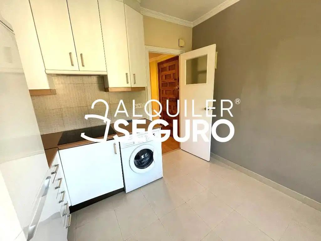 Flat with lift to rent in Arturo Soria, imagen 8