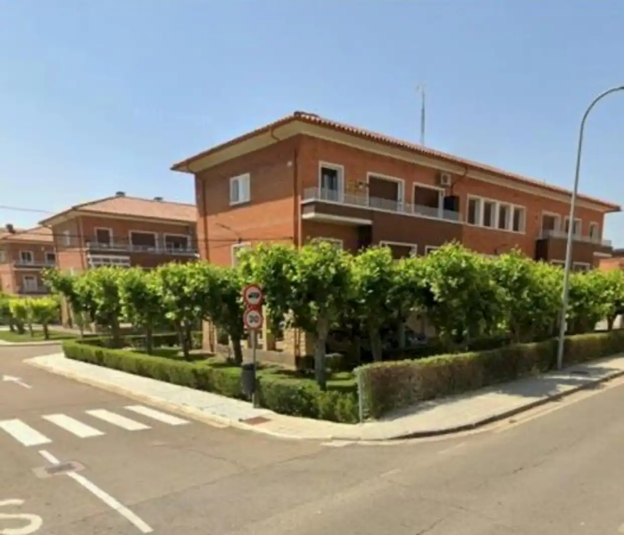Maison mitoyenne avec piscine à vendre à Passeig Maragall