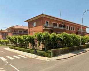 Vista exterior de Casa adosada en venda en Gavà amb Aire condicionat, Calefacció i Terrassa