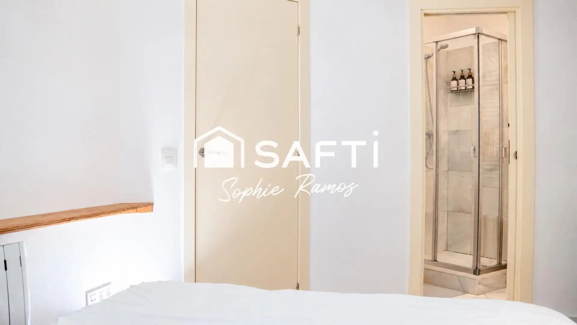 Bedroom of Flat for sale in Sant Martí